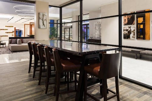 Baton Rouge Marriott - image 10