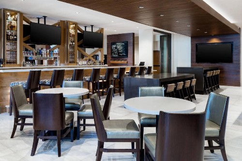 Baton Rouge Marriott - image 2