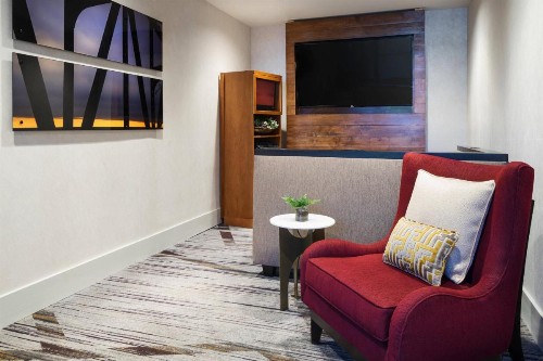 Baton Rouge Marriott - image 8