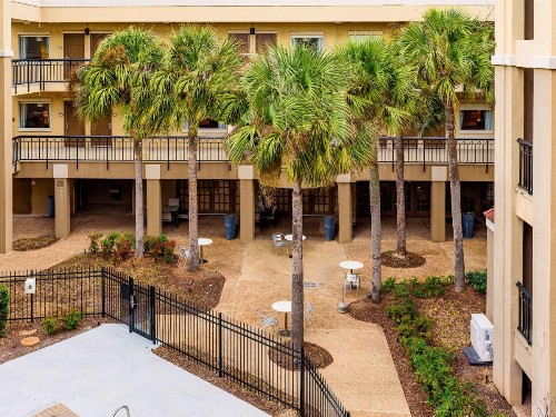 Wyndham Garden Baton Rouge - image 22