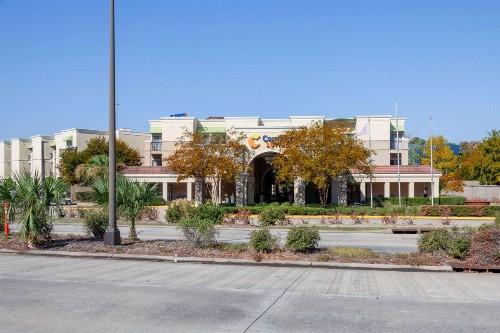 Wyndham Garden Baton Rouge - image 4