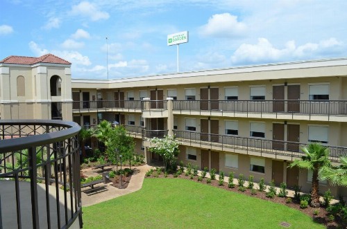 Wyndham Garden Baton Rouge - image 47