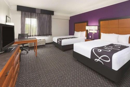 La Quinta by Wyndham Baton Rouge Siegen Lane - image 31