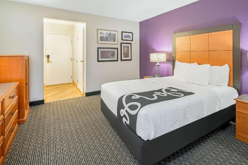 La Quinta by Wyndham Baton Rouge Siegen Lane - image 46