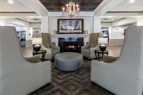 Richmond Inn & Suites Trademark Collection by Wyndham - image 5
