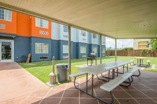 Trident Inn & Suites Baton Rouge - image 18