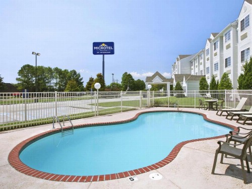 Microtel Inn & Suites By Wyndham Baton Rouge - image 2