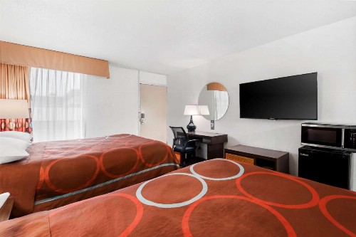 Super 8 by Wyndham Baton Rouge/I-10 - image 9