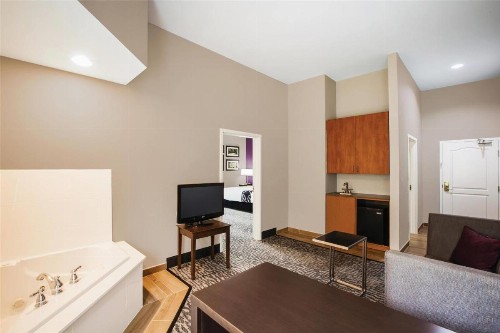 La Quinta by Wyndham Baton Rouge Denham Springs - image 25