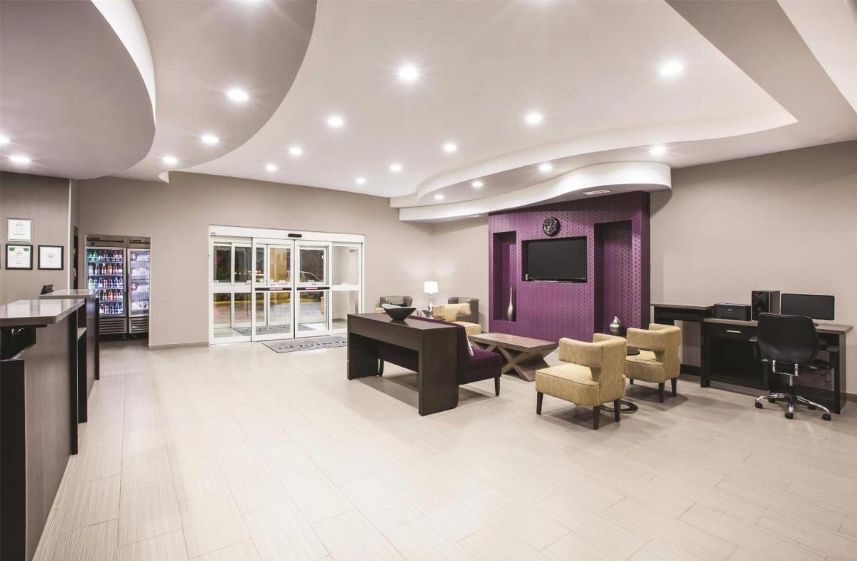La Quinta by Wyndham Baton Rouge Denham Springs - image 4
