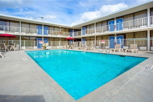 Motel 6 Baton Rouge Southeast - image 29