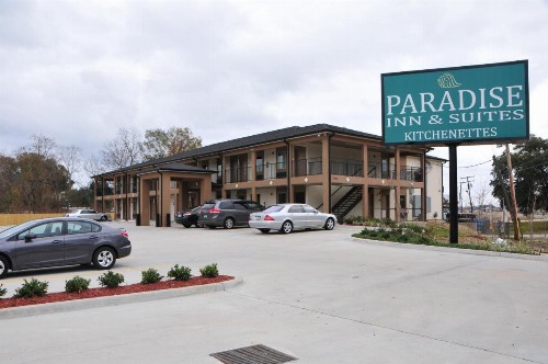 Paradise Inn & Suites - image 7