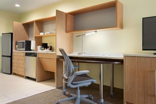Home2 Suites By Hilton Baton Rouge - image 3