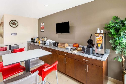 Econo Lodge Baton Rouge University Area - image 21