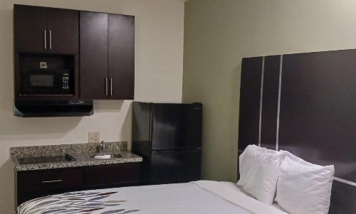 Baymont by Wyndham Baton Rouge - image 8