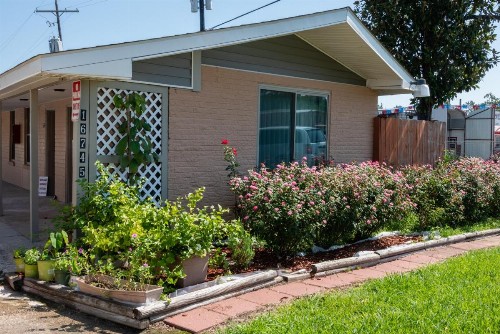 Budget Inn & Suites Baton Rouge - image 14