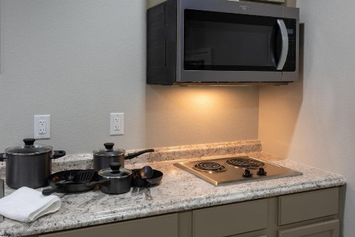 Budget Inn & Suites Baton Rouge - image 2