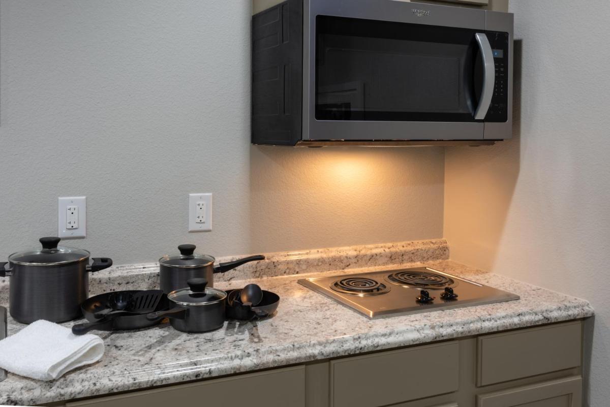Budget Inn & Suites Baton Rouge - image 2
