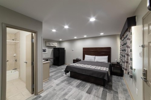 Budget Inn & Suites Baton Rouge - image 5