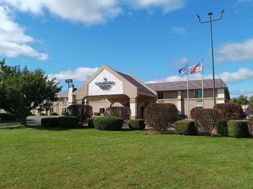 Quality Inn Battle Creek - image 2