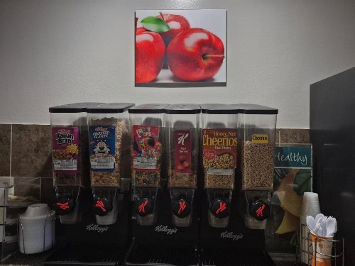 Quality Inn Battle Creek - image 3
