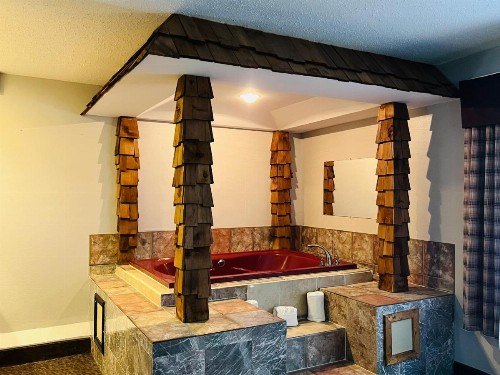 Quality Inn Battle Creek - image 50