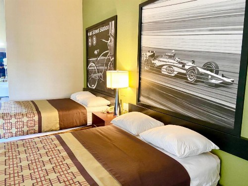 Super 8 by Wyndham Rocky Mount I-95 EXIT 145 - image 6