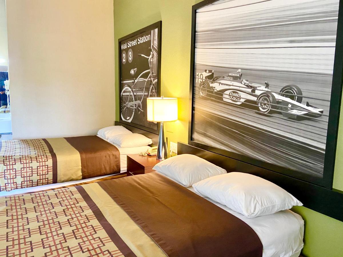 Super 8 by Wyndham Rocky Mount I-95 EXIT 145 - image 6