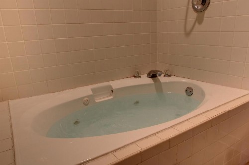 Key West Inn - Baxley - image 22