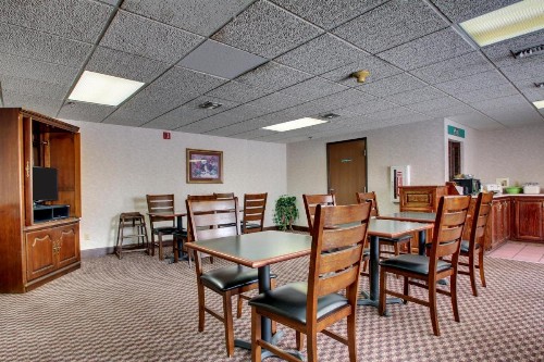 Key West Inn - Baxley - image 31