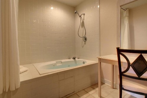 Key West Inn - Baxley - image 8