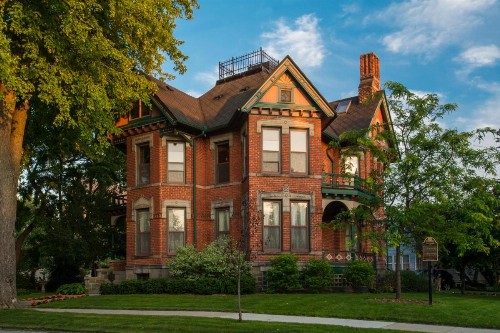 Historic Webster House Bed and Breakfast Inn - image 38