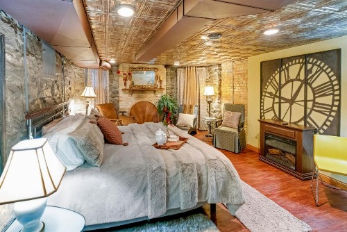 Historic Webster House Bed and Breakfast Inn - image 39