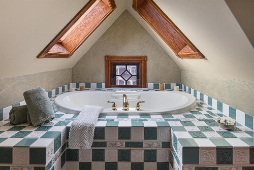 Historic Webster House Bed and Breakfast Inn - image 42