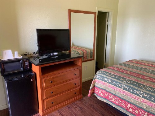Economy inn - image 21