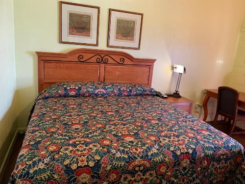 Economy inn - image 22