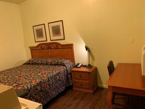 Economy inn - image 27