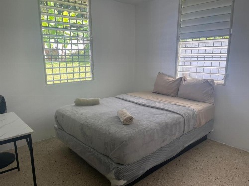 Bayamon Puerto Rico 3 Bedroom Home - image 3