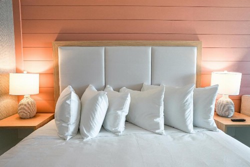 Spray Beach Hotel - image 16