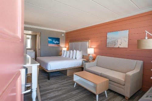 Spray Beach Hotel - image 48