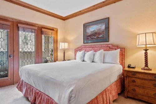 Beaver Creek 2 Bed Platinum Condo at the Charter Ski-in Ski-out - image 11