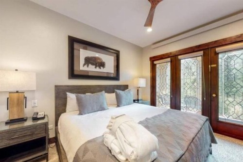 Beaver Creek 2 Bed Platinum Condo at the Charter Ski-in Ski-out - image 23