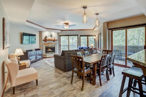 Luxurious 3 Bedroom Walk To Slopes & Beaver Creek Village Condo