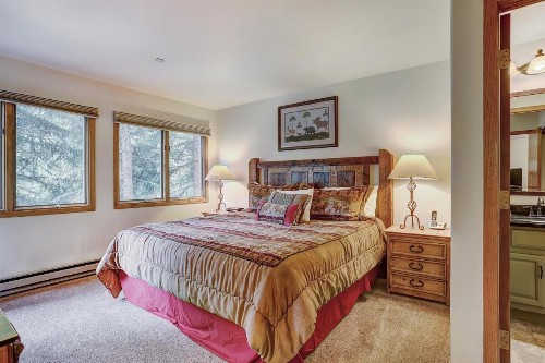 Newly Renovated 2 Bed 2 Bath Beaver Creek Condo Condo - image 13