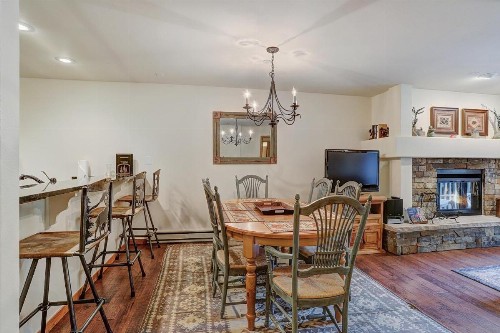 Newly Renovated 2 Bed 2 Bath Beaver Creek Condo Condo - image 8