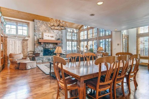 Royal Elk Villas 8 - image 6