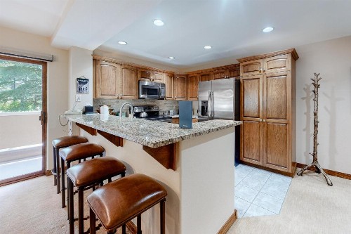 Beaver Creek Condos II - image 6