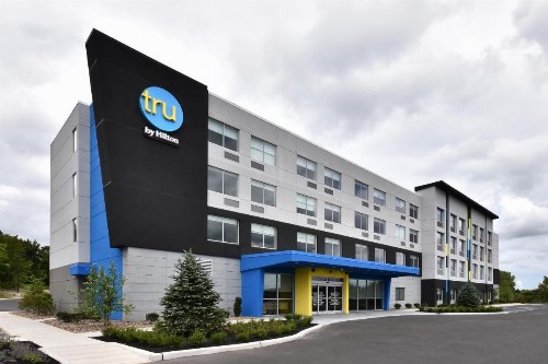 Tru By Hilton Beckley Wv - image 10