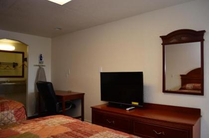 El Camino Motel - image 6