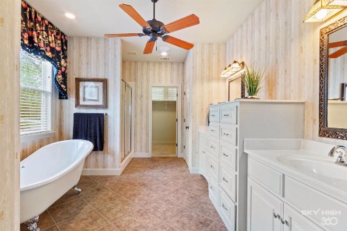Ozark Mountain Lakehouse - image 12